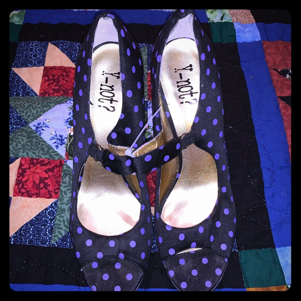 Y-NOT Open Toe Polka-dot Platforms - Picture 1 of 7